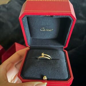 juste un clou. Size 51. Small version. Authentic. Posh can verify authenticity